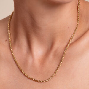 Colar Ouro 18k com detalhes entrelaçados